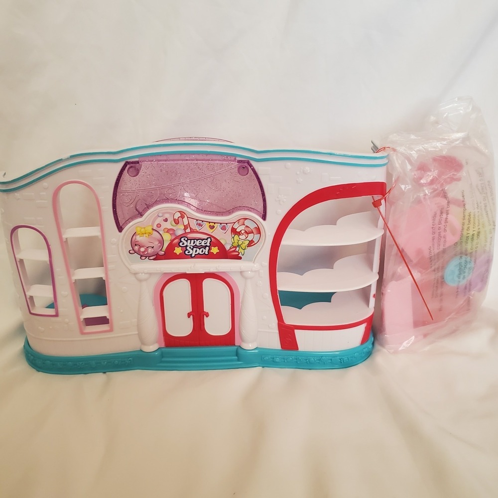 Shopkins Food Fair Sweet Spot Gumball Machine Playset Used Complete